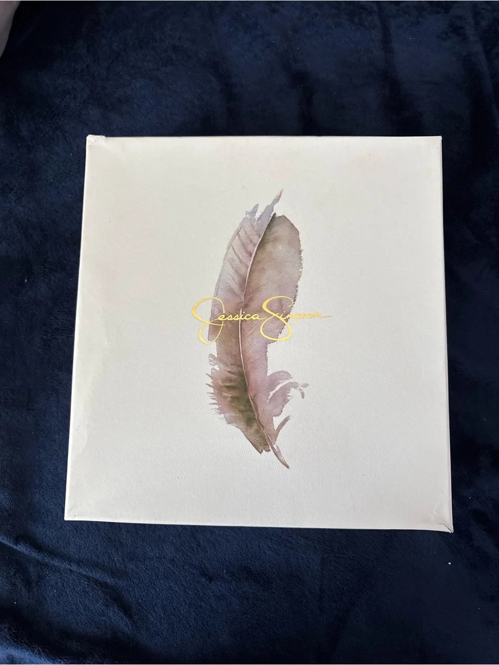Jessica Simpson Feather Canva in Taupe and Gold Script